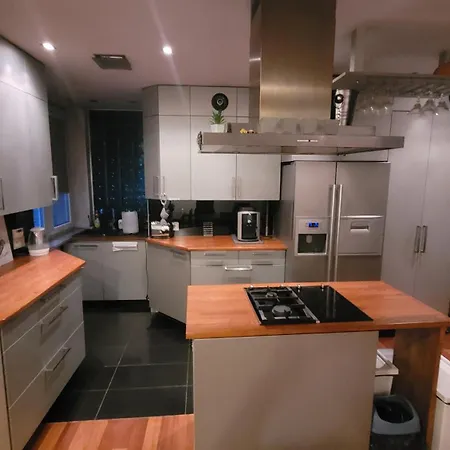 Nieczynne Lägenhet *